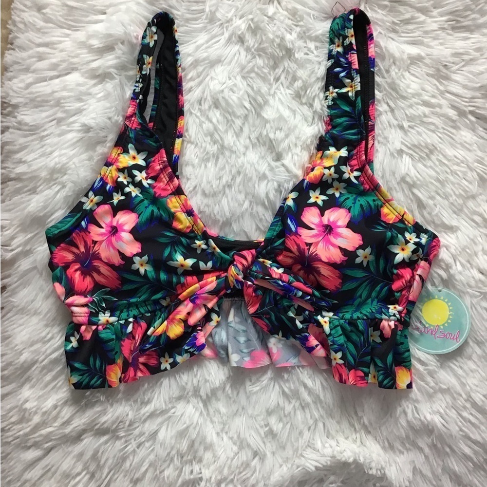 Woman’s Soul Island Swim Top